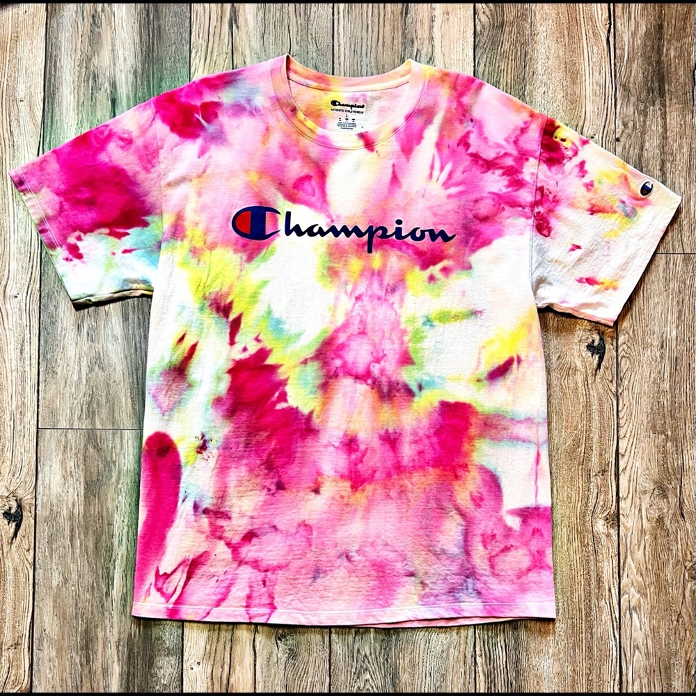Custom Tie Dye Champion T-shirt in Men Sizes L&XL